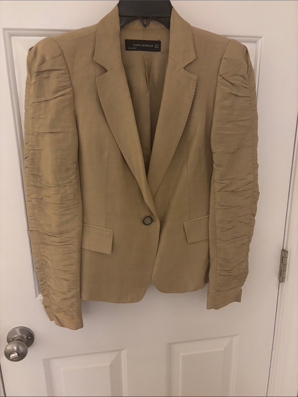 Zara Olive-Tan Ruched-Sleeve Single-Button Blazer